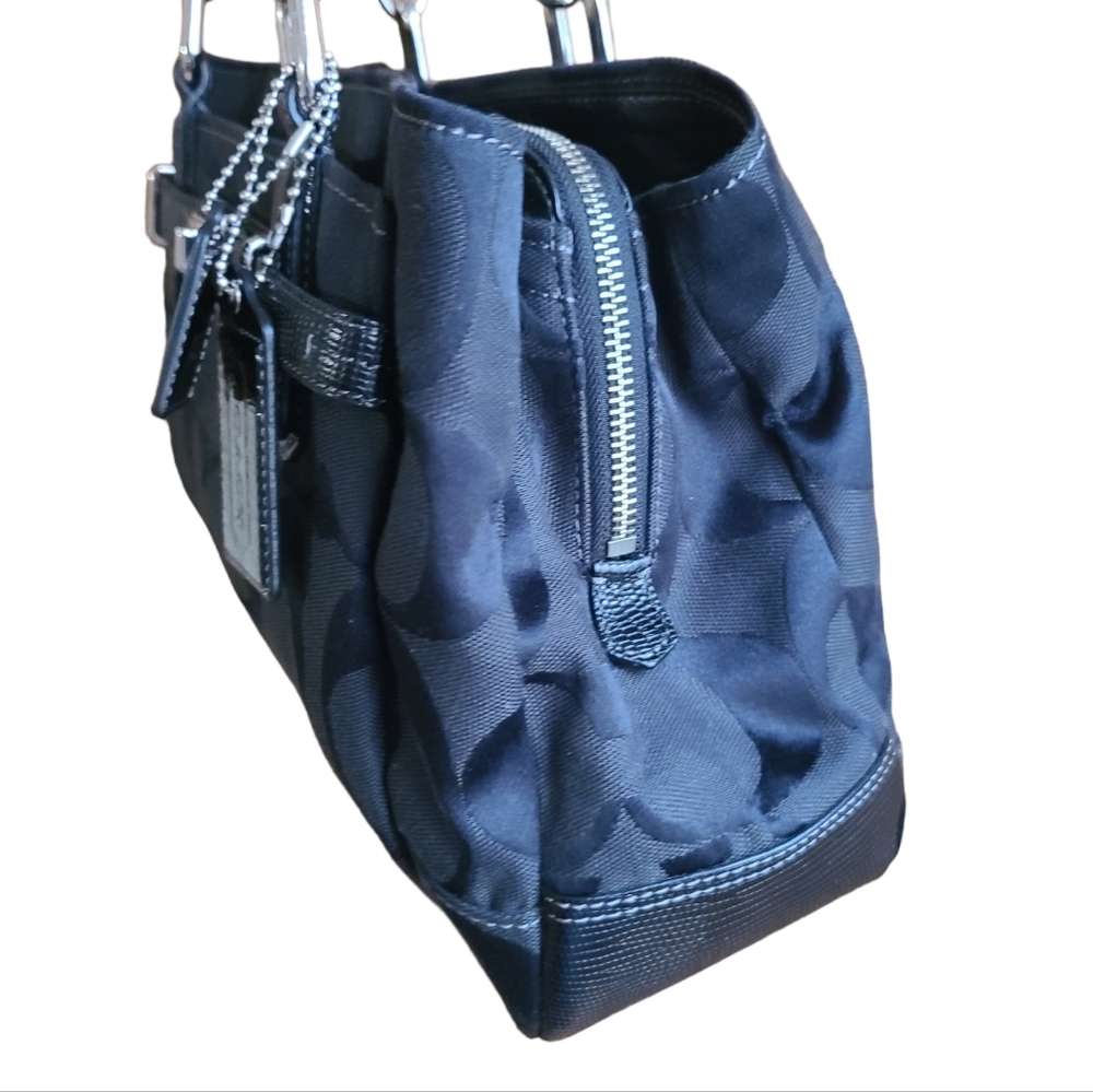 Coach Chelsea Jayden Signature C Handbag With Black Reptile Pattern Accents - Picture 8 of 17